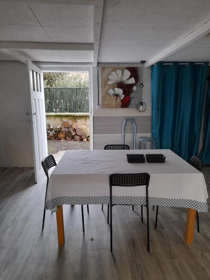 Affittacamere Smith Cosy Châteaumeillant Esterno foto